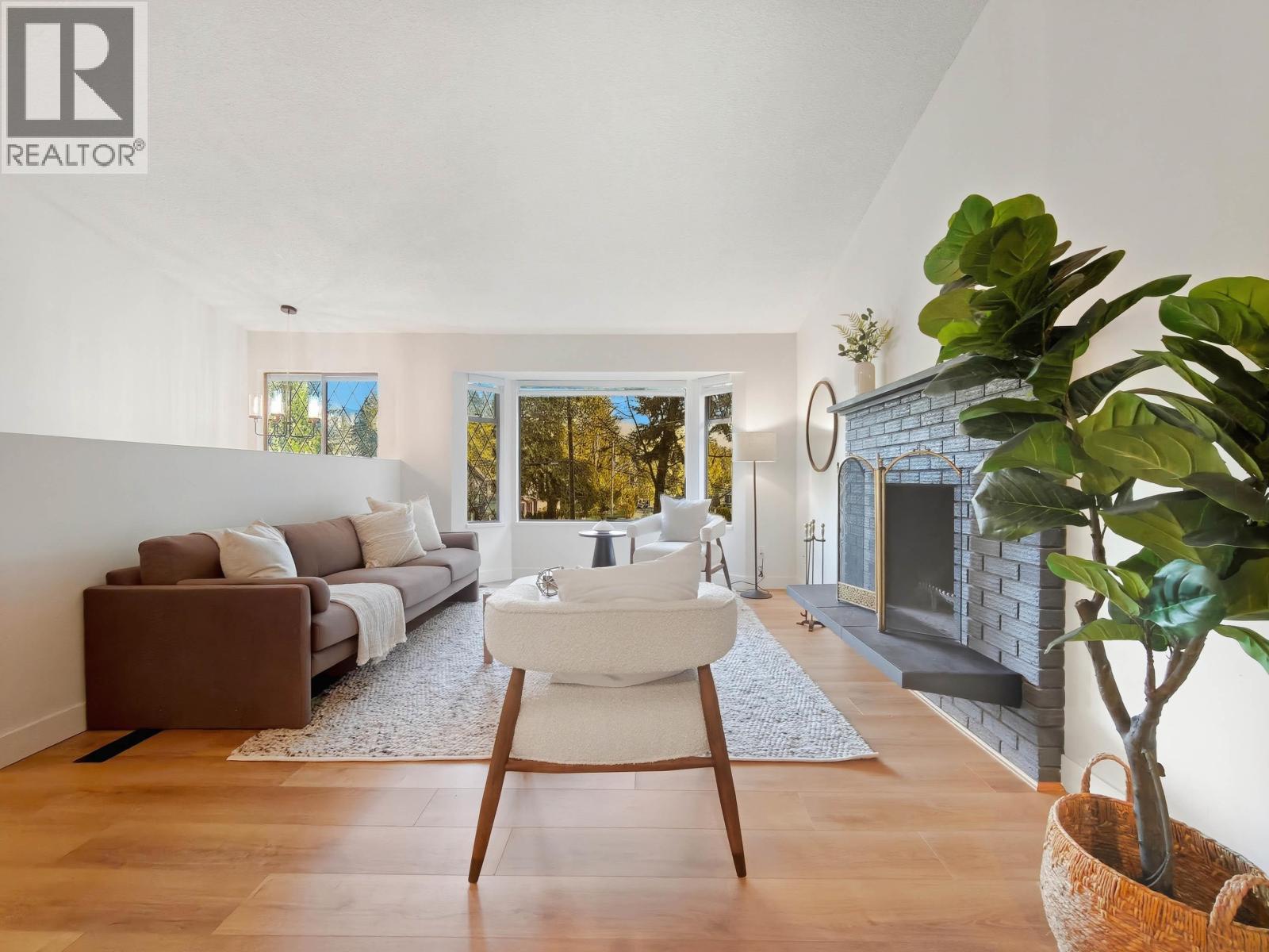 1777 CALEDONIA AVENUE, North Vancouver