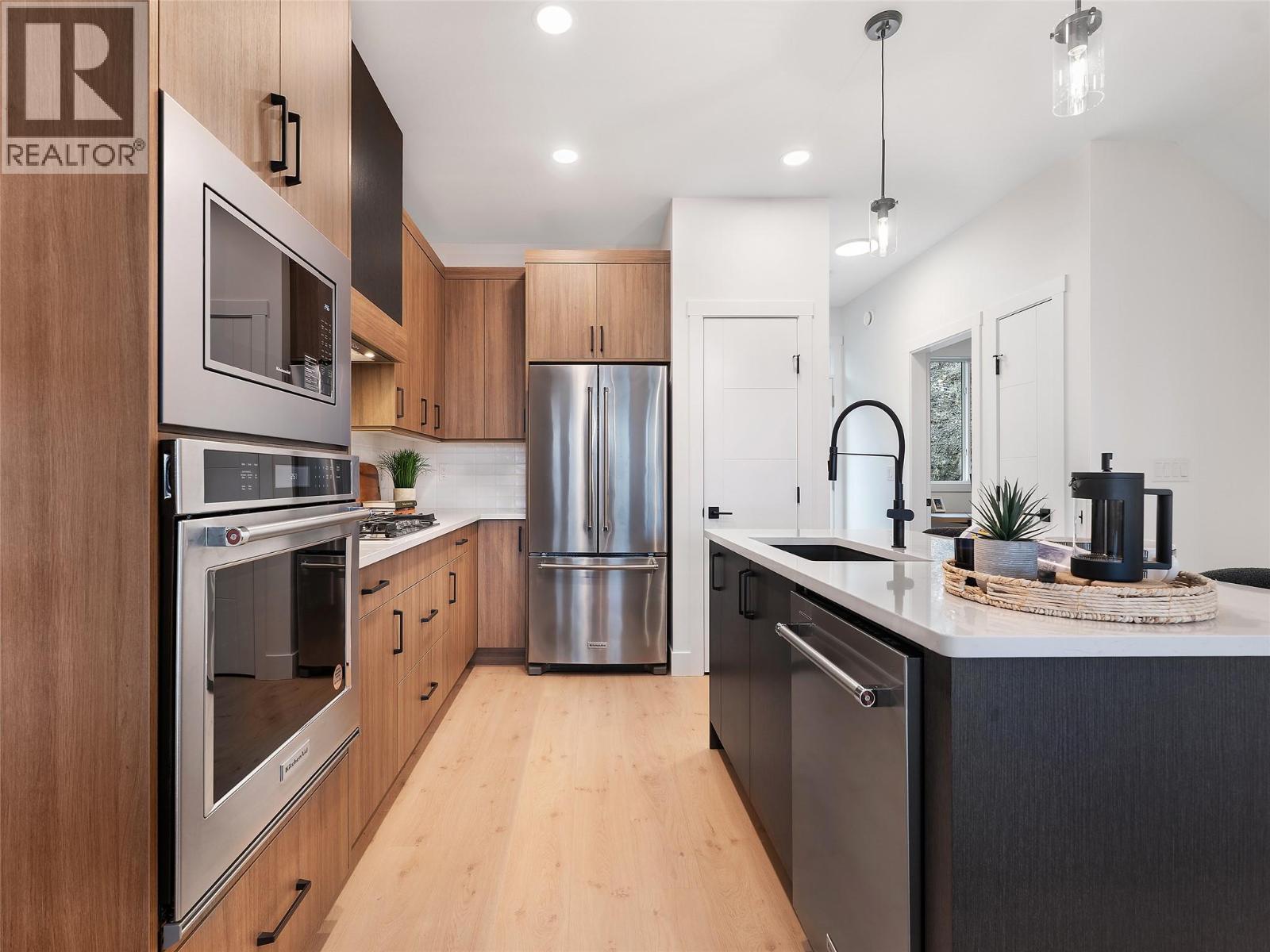 7735 Okanagan Hills Boulevard Unit# 49, Vernon