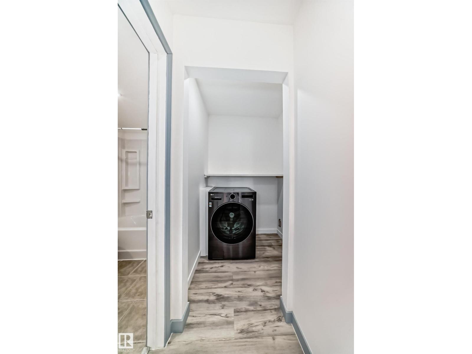 #4B 13230 FORT RD NW, Edmonton