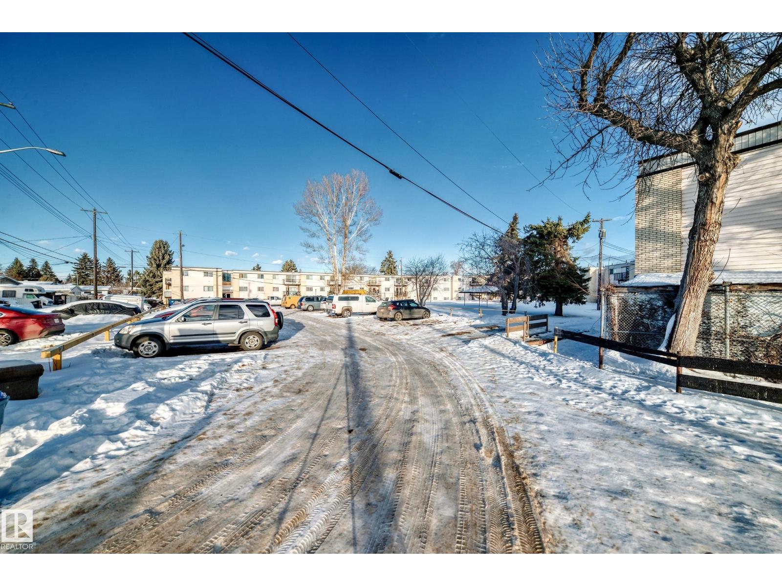 #4B 13230 FORT RD NW, Edmonton