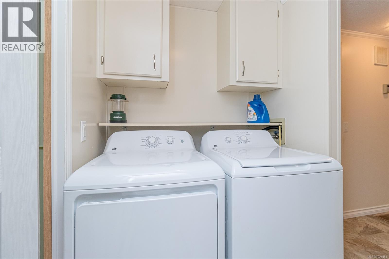 1071 Bourban Rd, Mill Bay