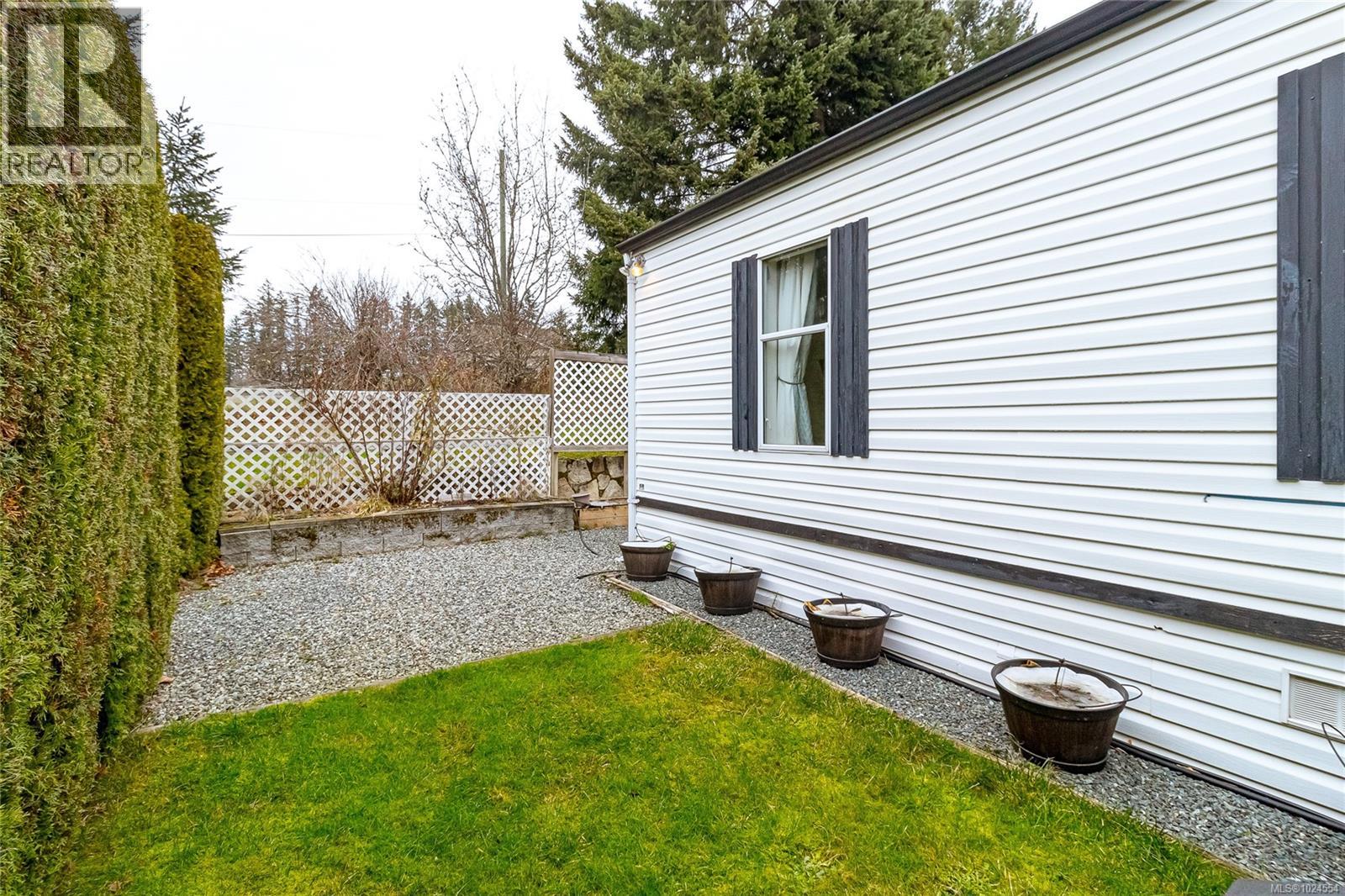 1071 Bourban Rd, Mill Bay