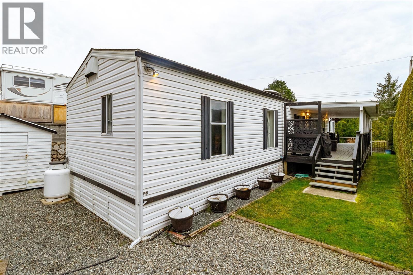 1071 Bourban Rd, Mill Bay