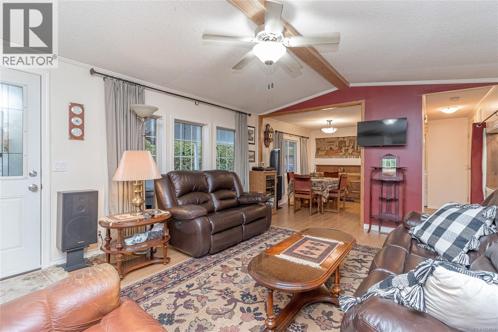 1071 Bourban Rd, Mill Bay