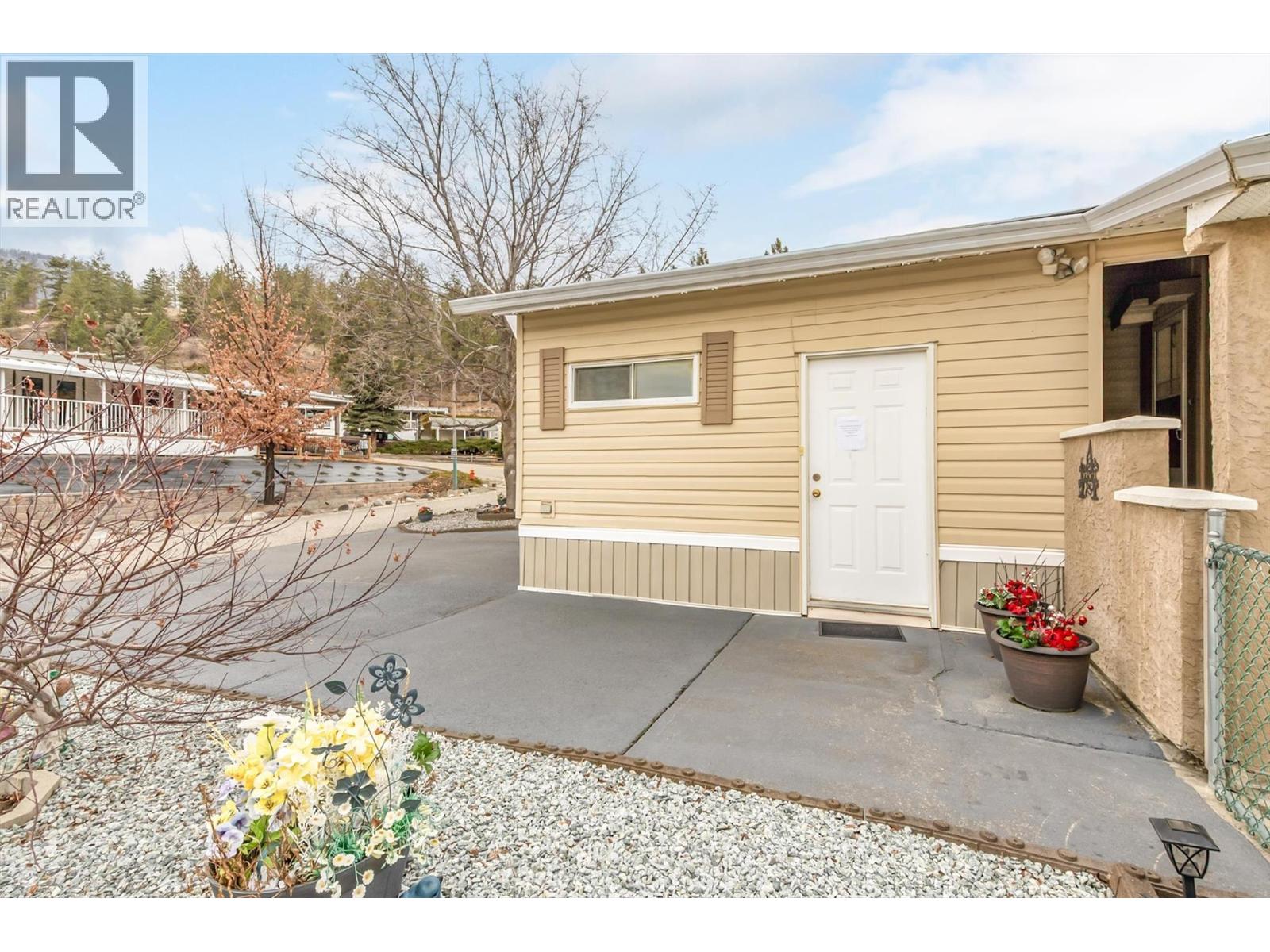 22 1750 Lenz Road, West Kelowna