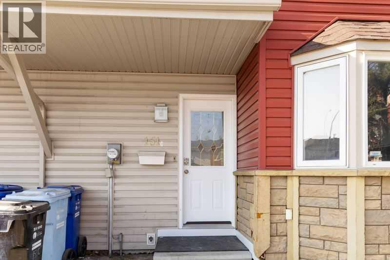 151 DICKINS Drive, Fort McMurray