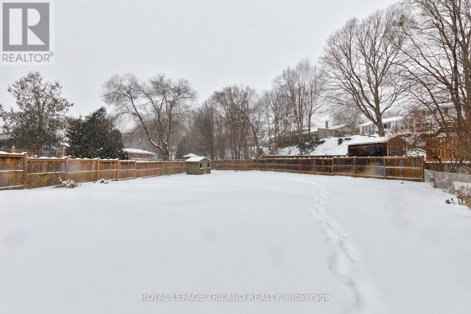 120 KILLARNEY COURT Property Photo