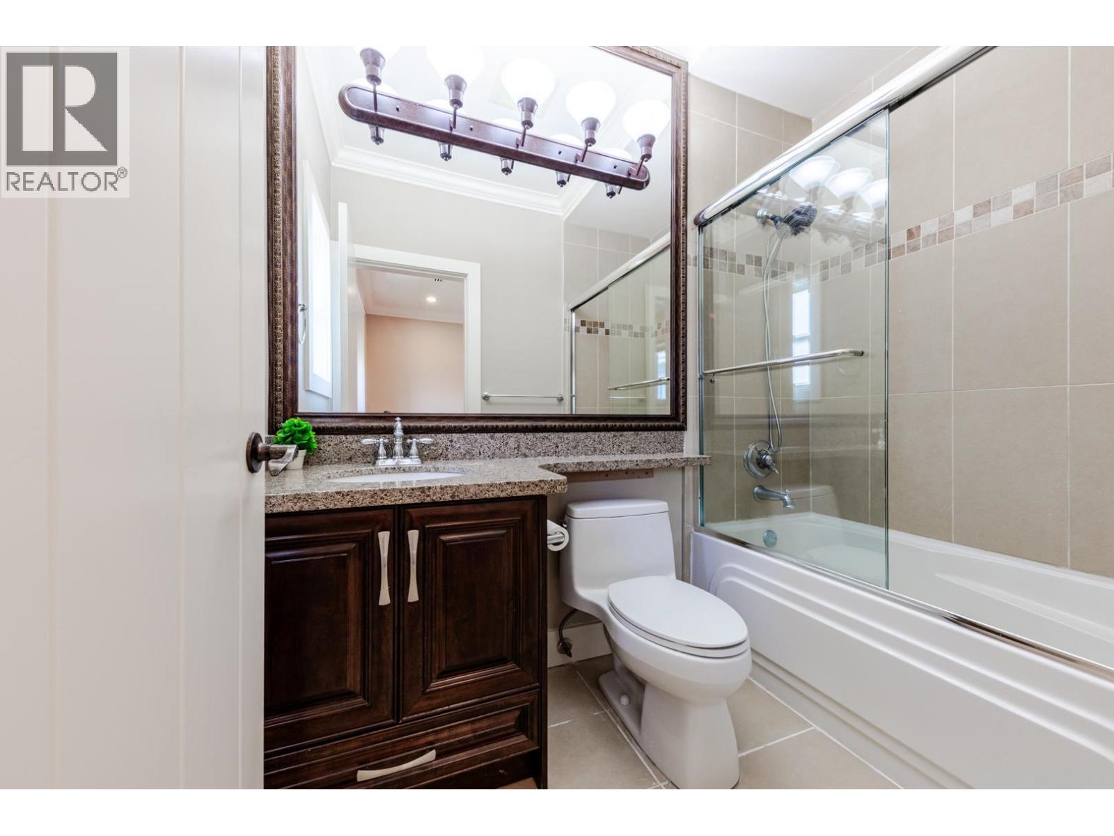 5628 GIBBONS Drive, Richmond