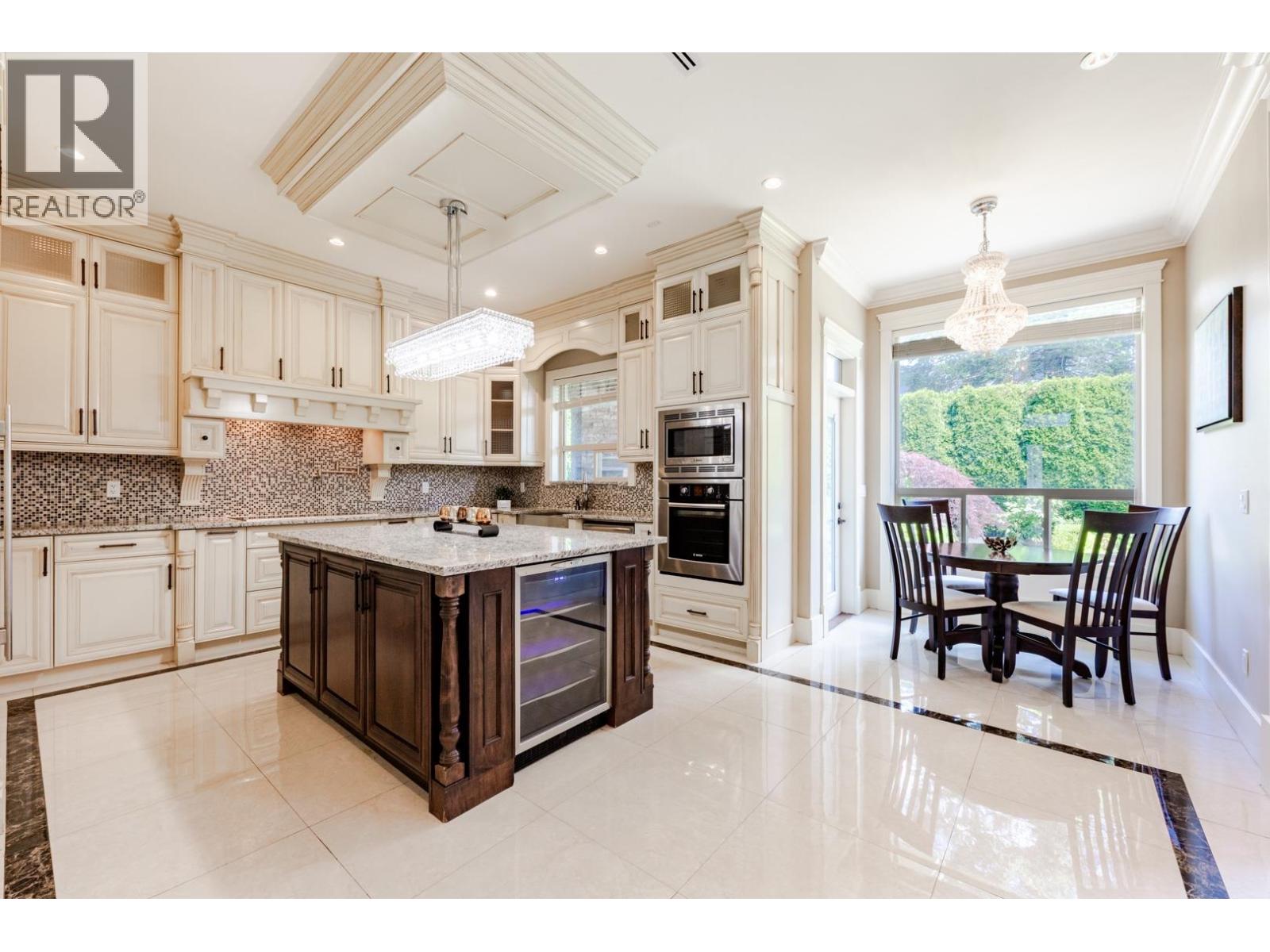 5628 GIBBONS Drive, Richmond