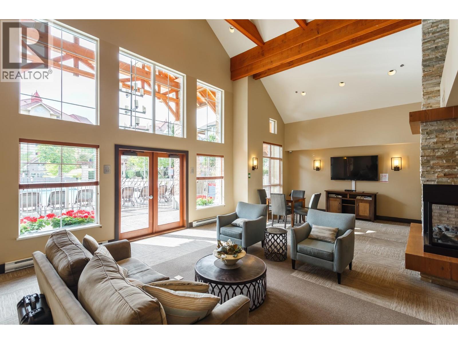 1099 Sunset Drive Unit# 123, Kelowna