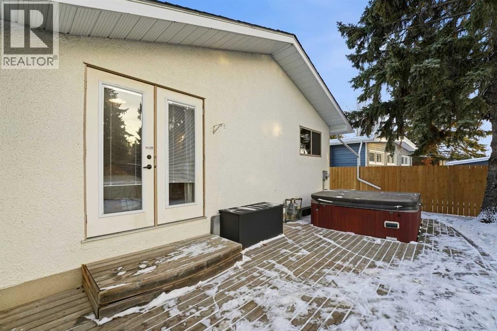 14 Sherwood Crescent, Red Deer