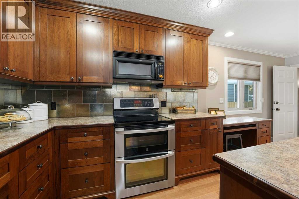 14 Sherwood Crescent, Red Deer