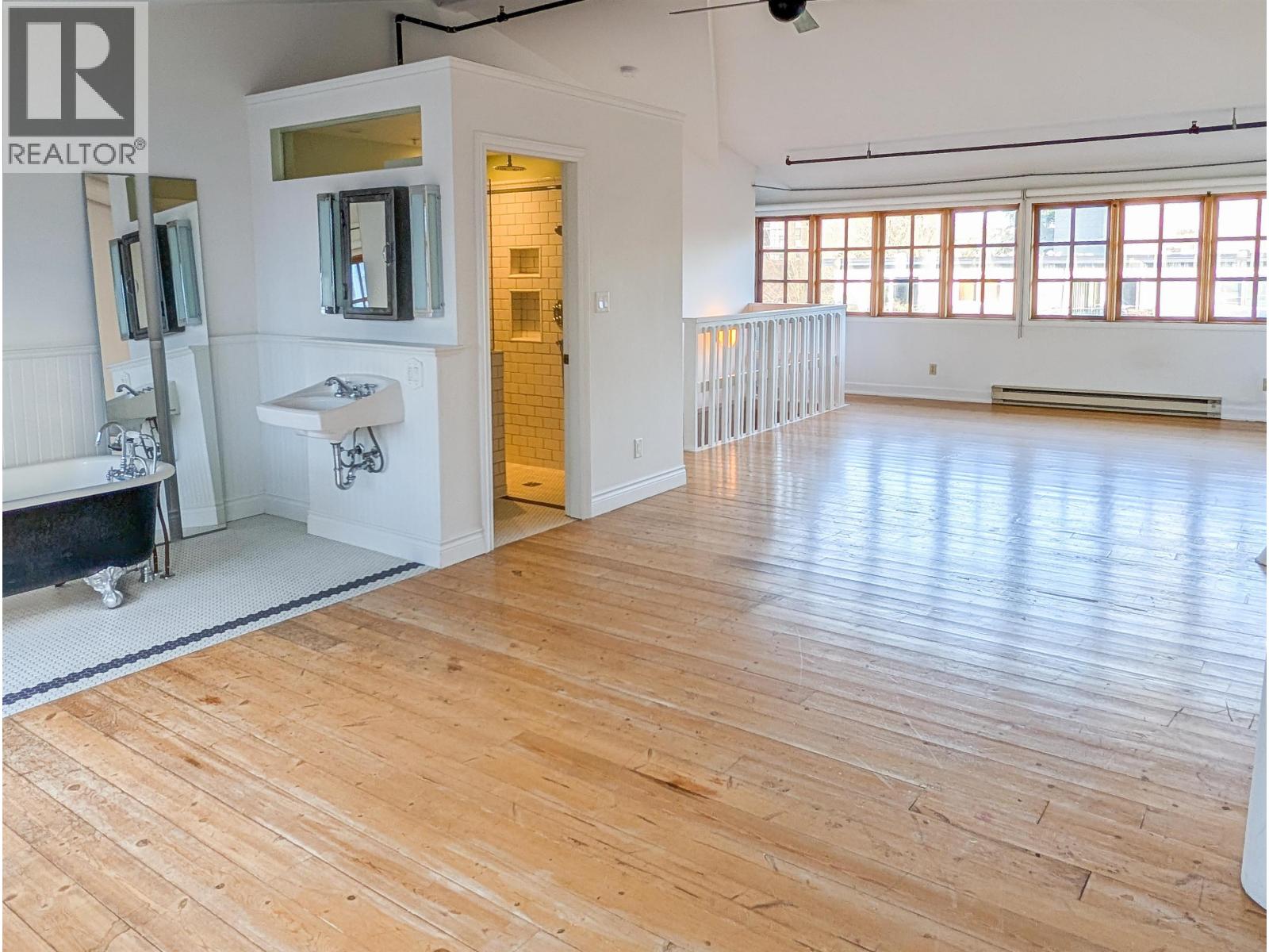 11 280 EAST 6TH AVENUE, Vancouver