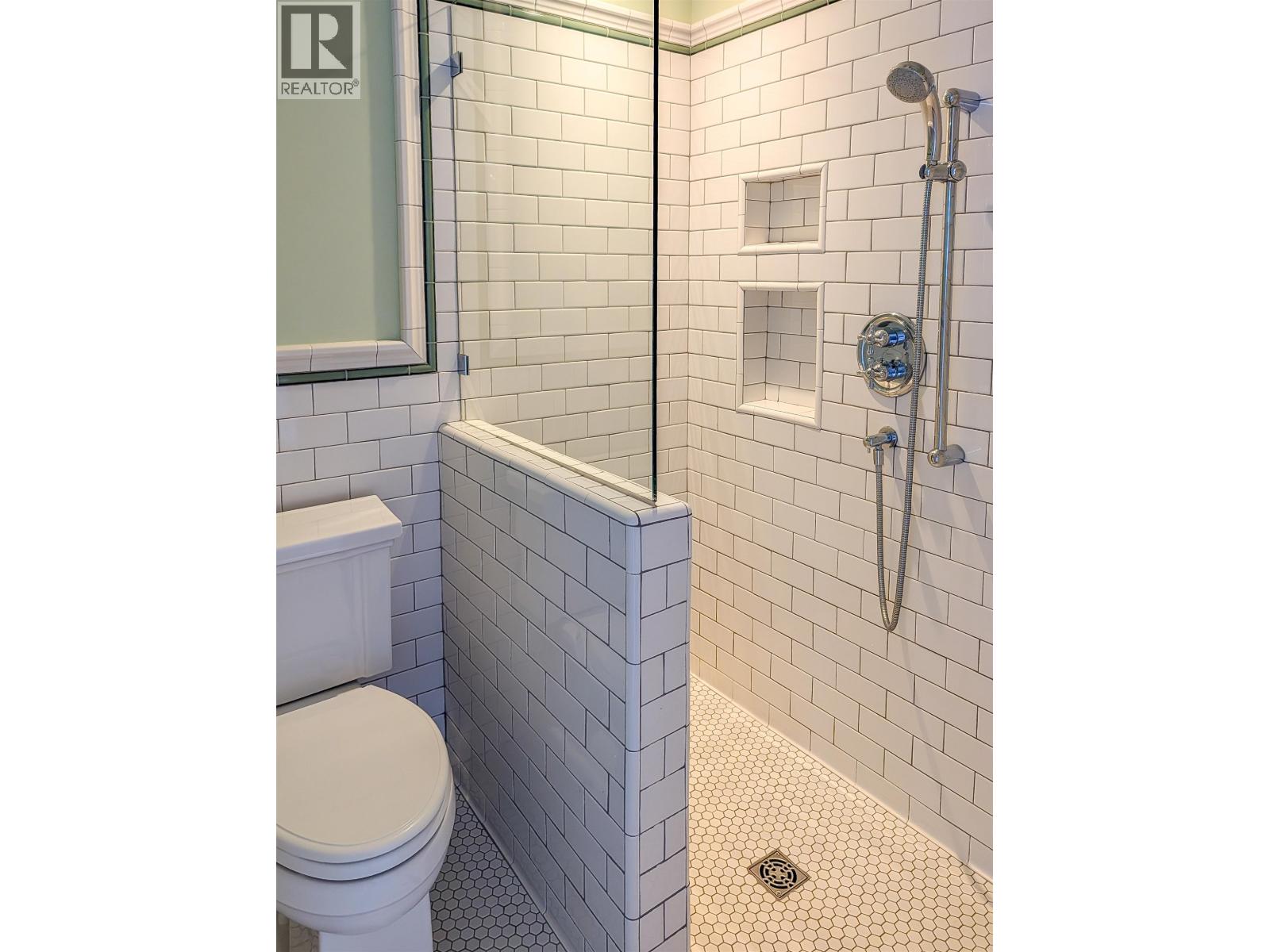 11 280 EAST 6TH AVENUE, Vancouver