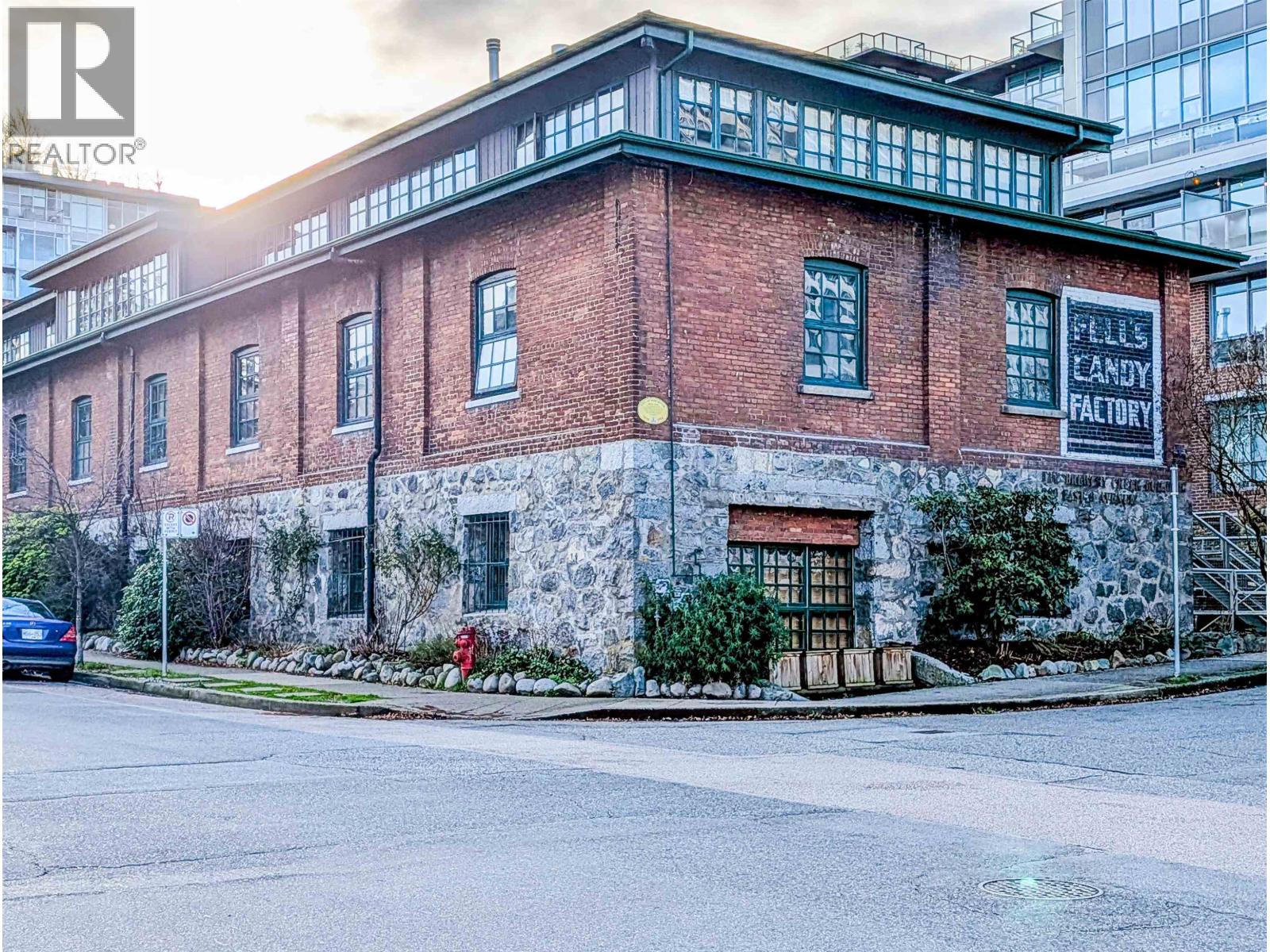 11 280 EAST 6TH AVENUE, Vancouver