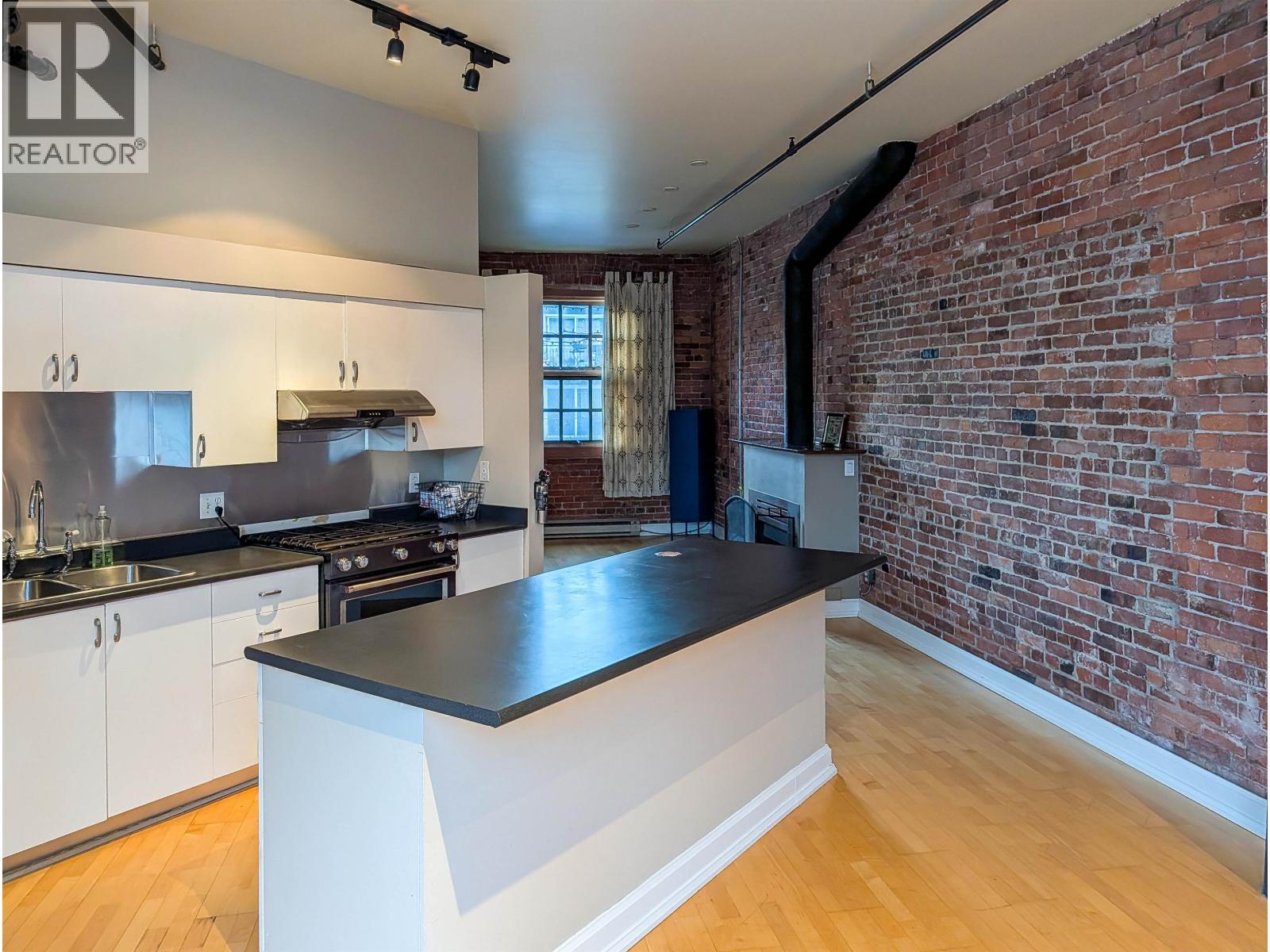 11 280 EAST 6TH AVENUE, Vancouver