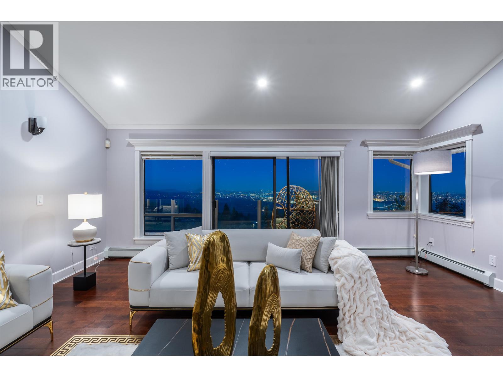 1521 CHARTWELL DRIVE, West Vancouver