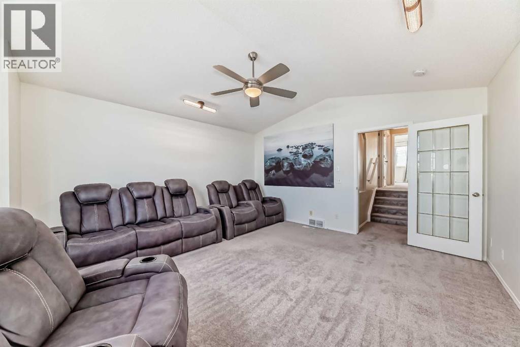 Single Family House for Sale in  Citadel Ridge Close NW Citadel Calgary 