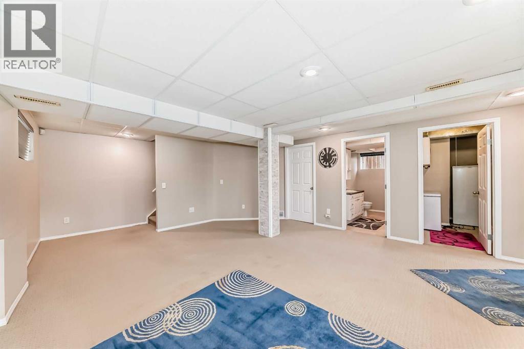 Single Family House for Sale in  Citadel Ridge Close NW Citadel Calgary 