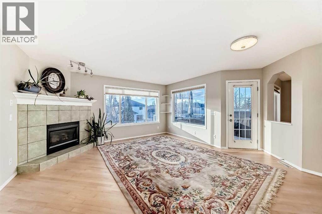 Single Family House for Sale in  Citadel Ridge Close NW Citadel Calgary 