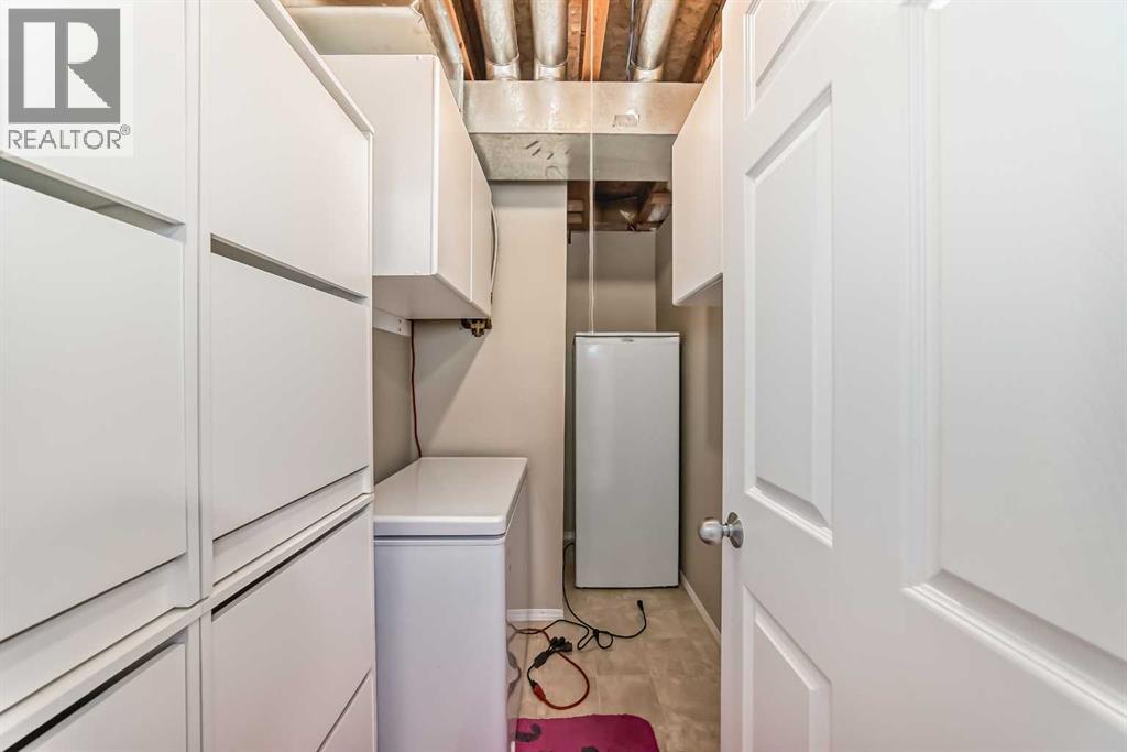 Single Family House for Sale in  Citadel Ridge Close NW Citadel Calgary 