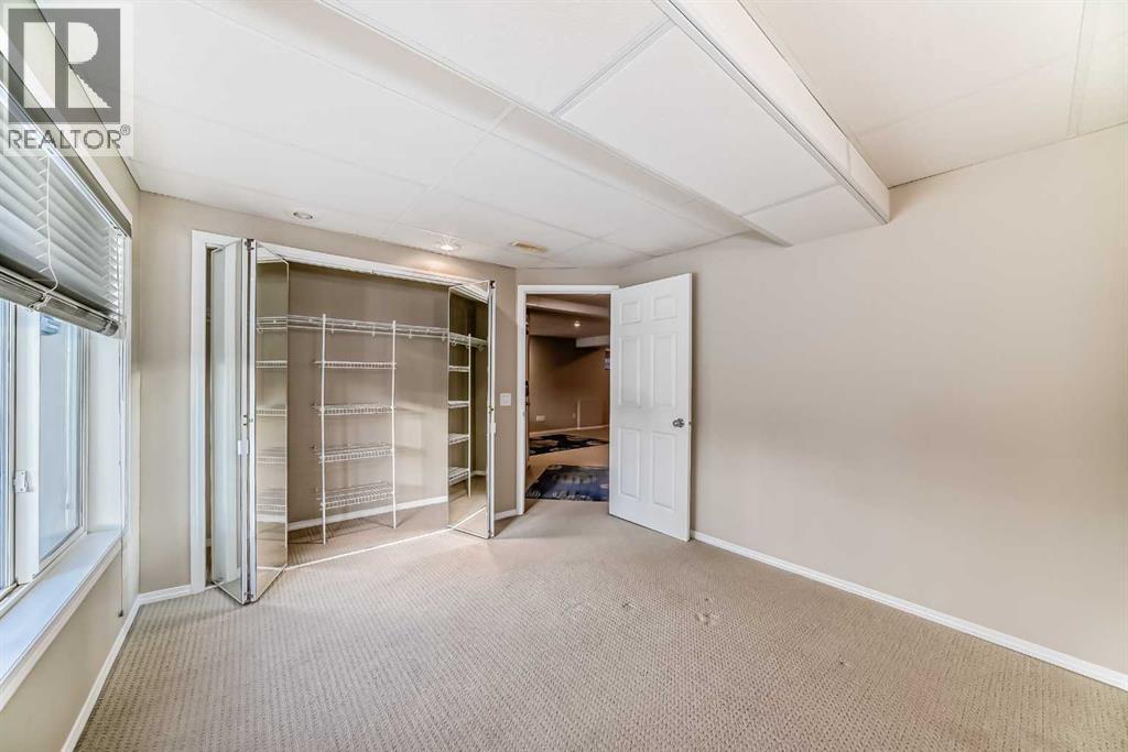 Single Family House for Sale in  Citadel Ridge Close NW Citadel Calgary 