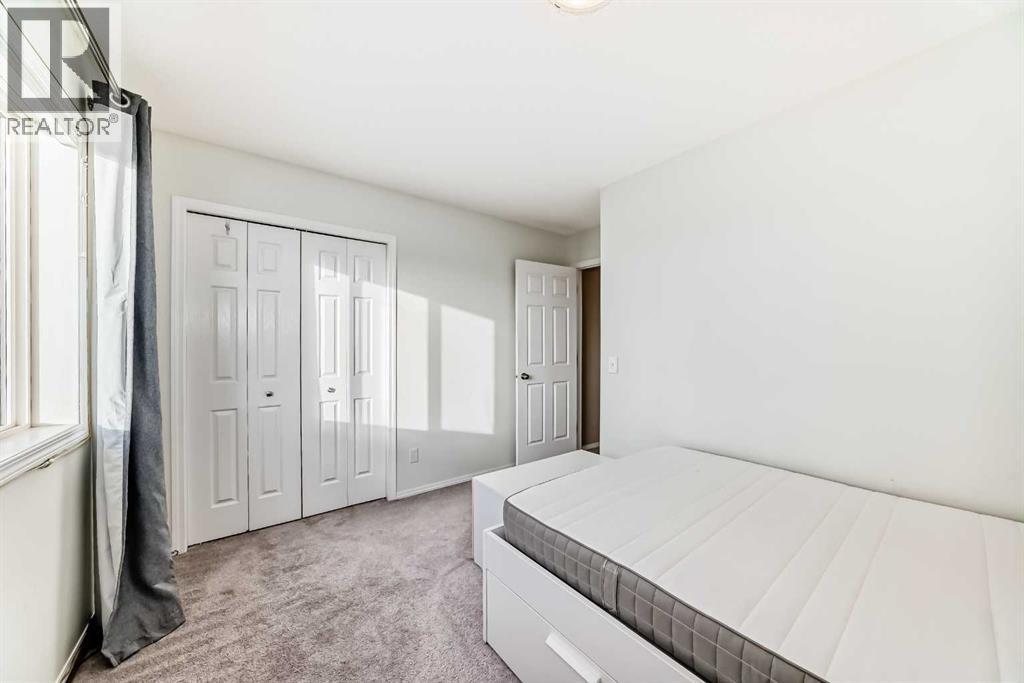 Single Family House for Sale in  Citadel Ridge Close NW Citadel Calgary 