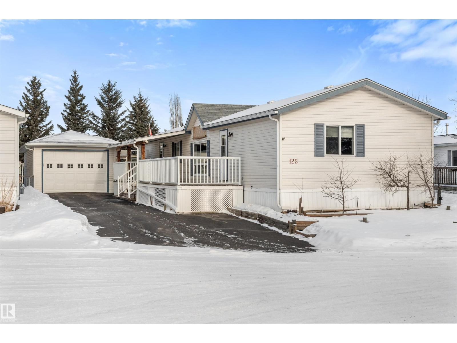 #122 3400 48 ST, Stony Plain