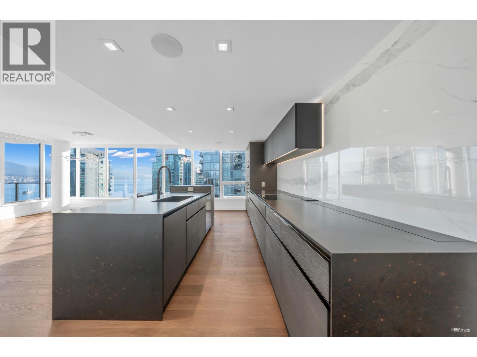 1602 620 CARDERO STREET, Vancouver