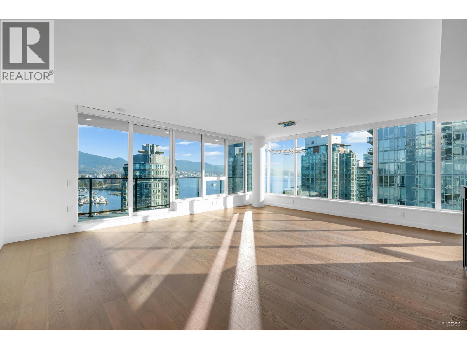 1602 620 CARDERO STREET, Vancouver