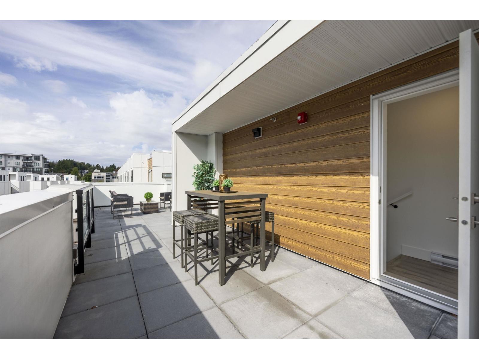 21 6328 KING GEORGE BOULEVARD - Main photo, Surrey, British Columbia