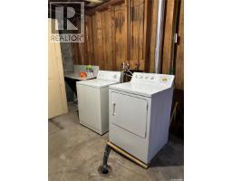 Kitchen - 246 5th Avenue Nw, Swift Current, SK S9H0W3 Photo 13