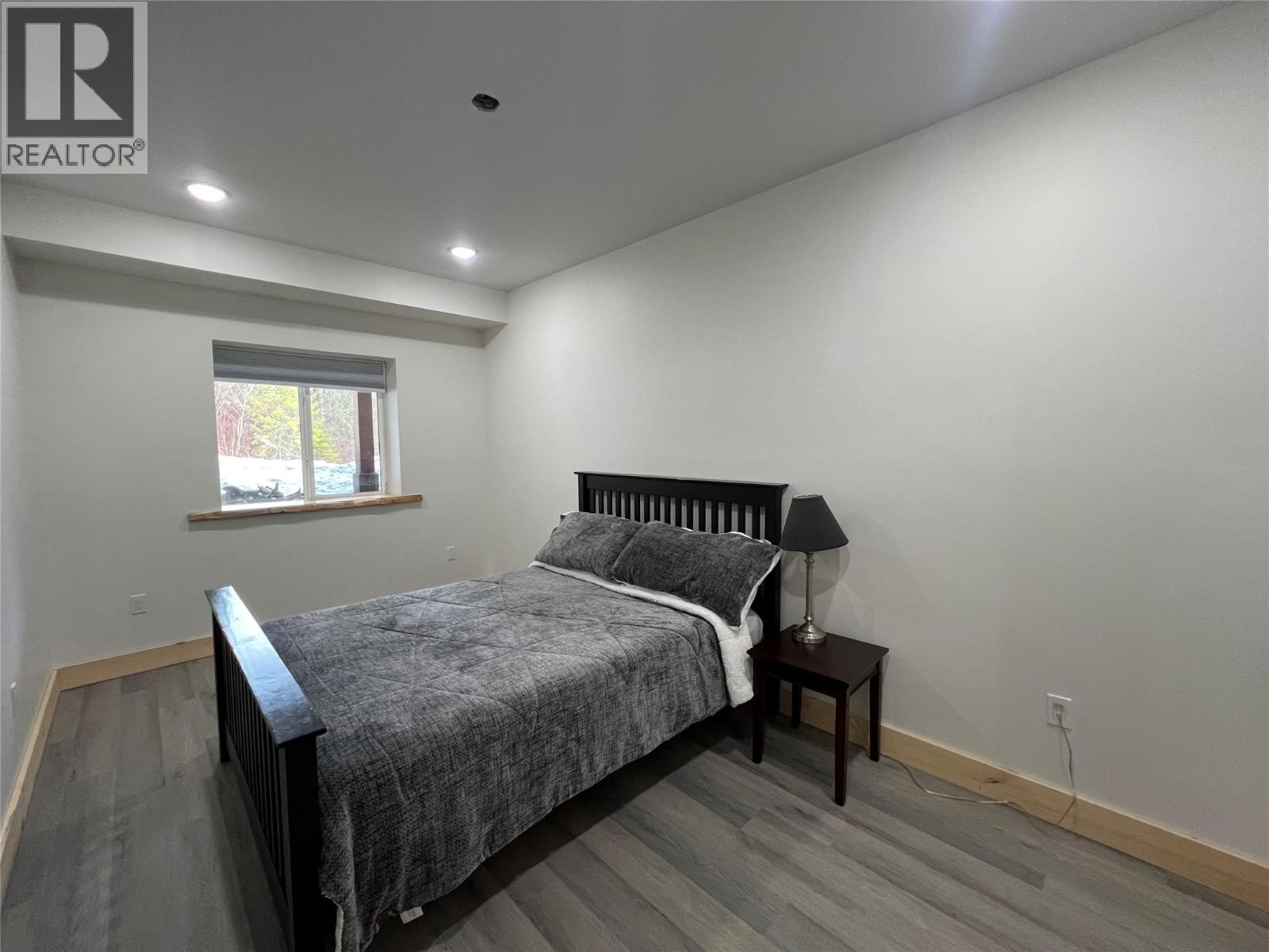 8774 6 Highway, Salmo