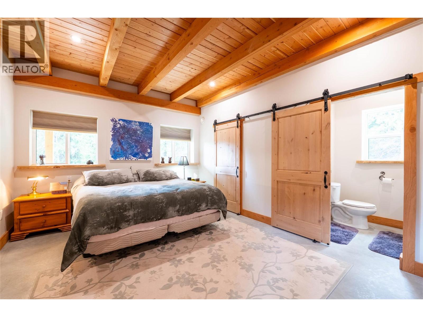 8774 6 Highway, Salmo