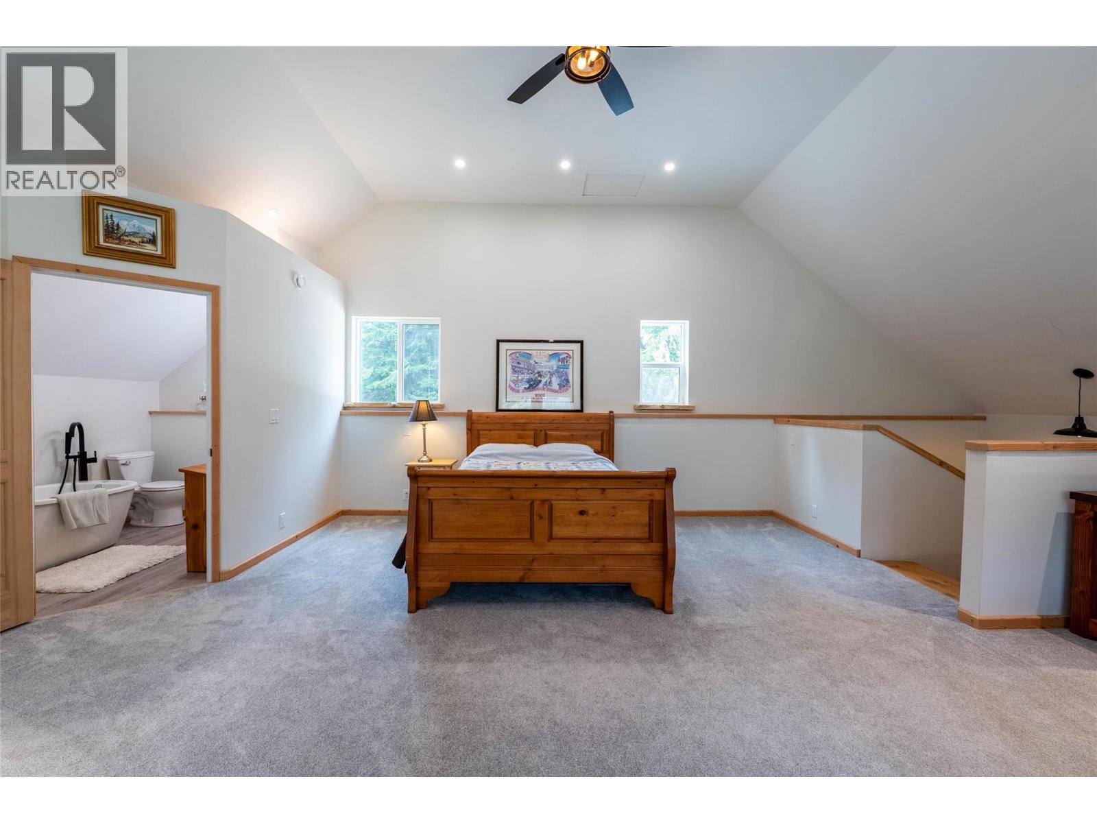 8774 6 Highway, Salmo