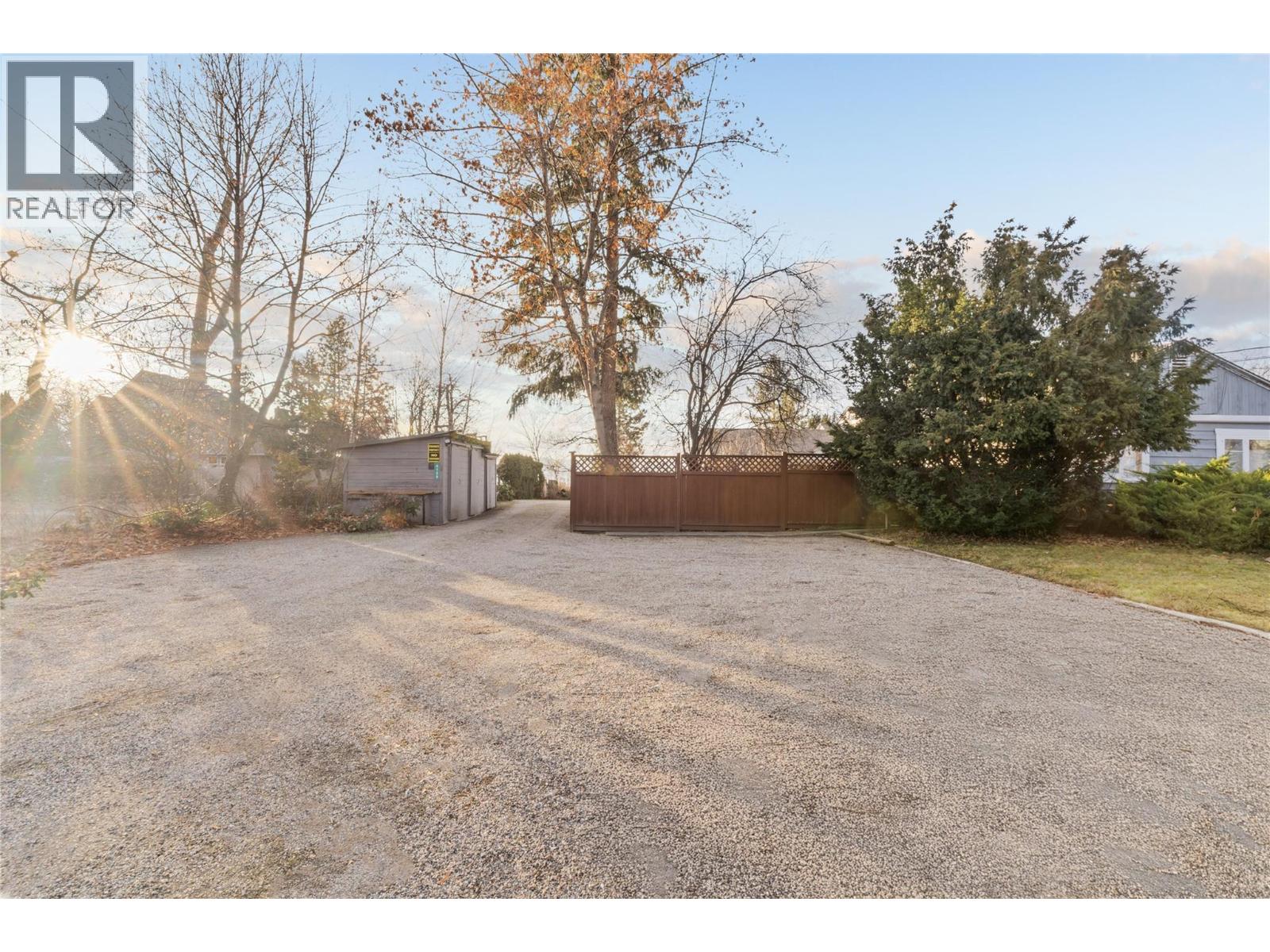  4158 Lakeshore Road, Kelowna