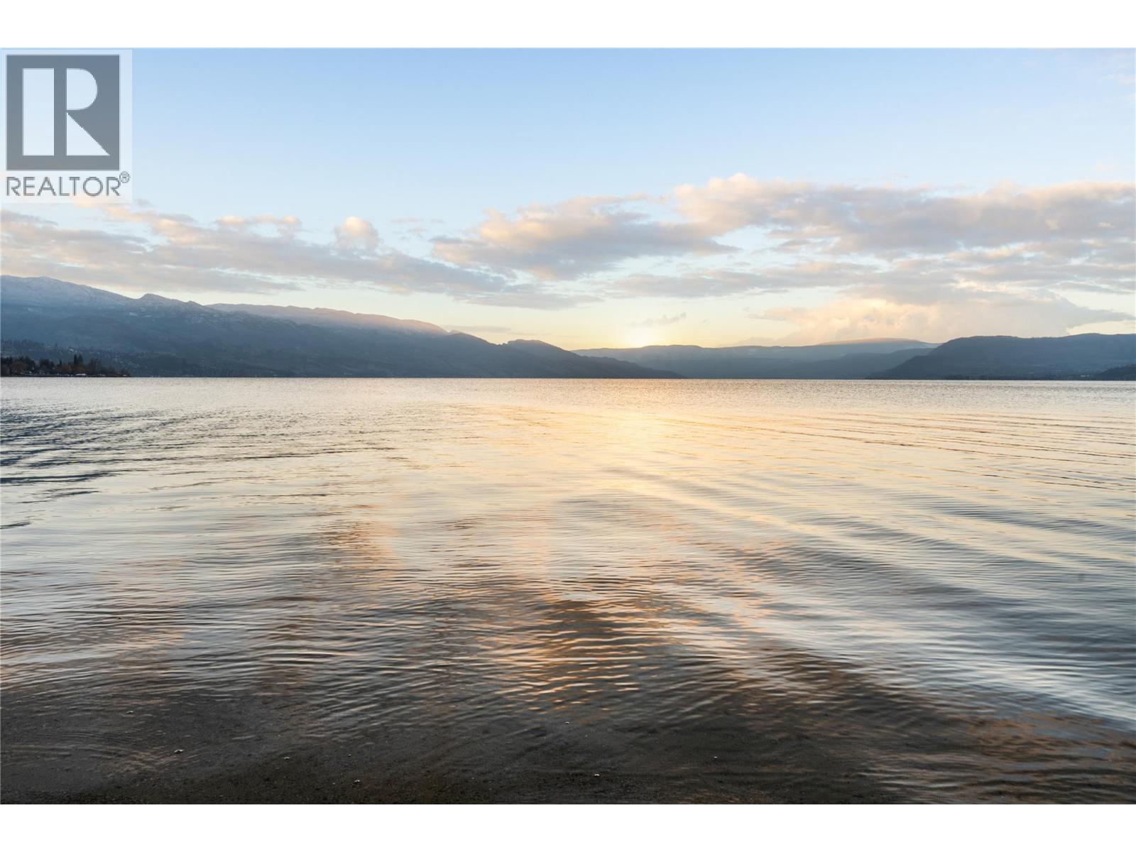  4158 Lakeshore Road, Kelowna