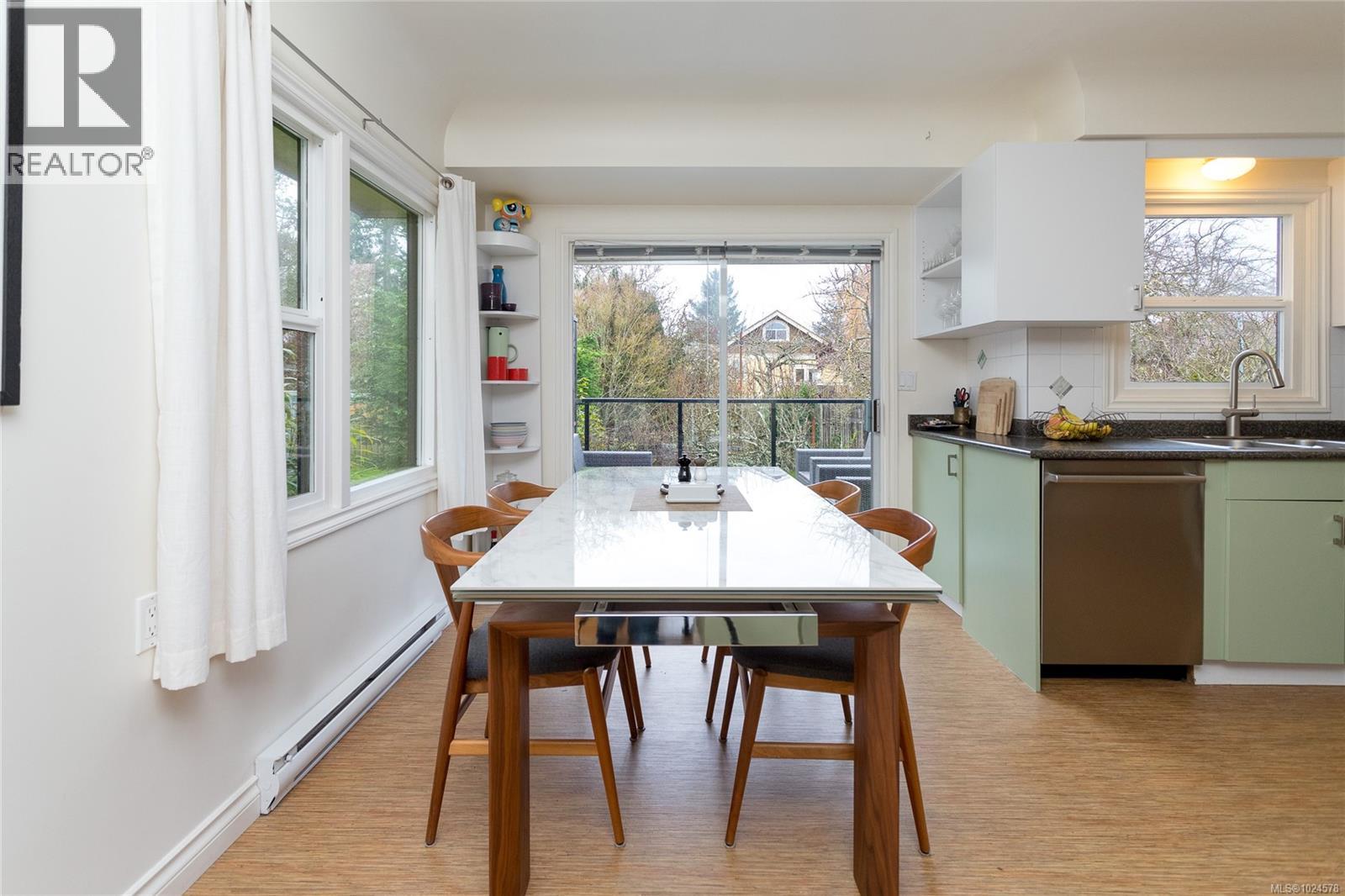  160 Joseph Street, Victoria