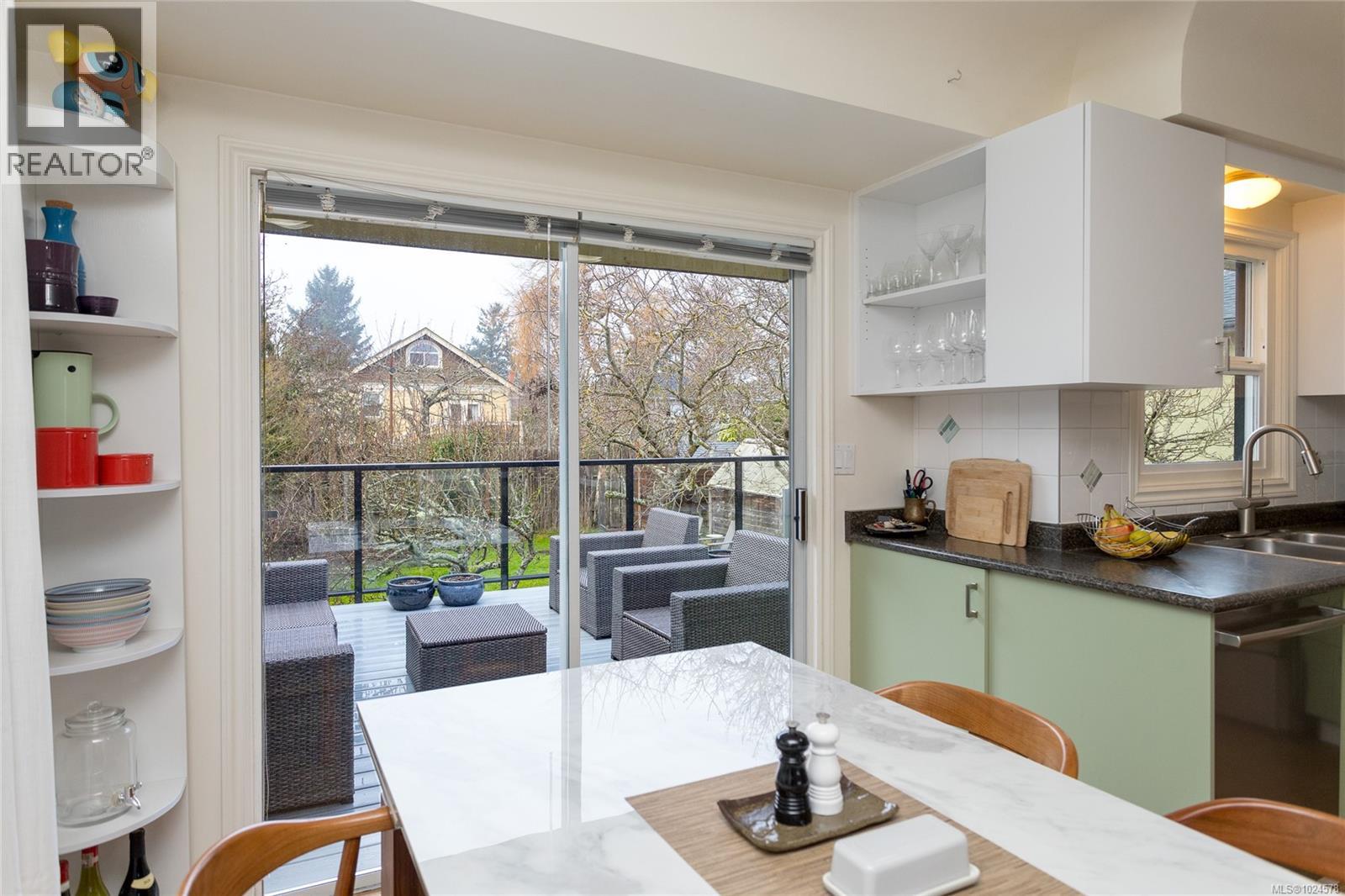  160 Joseph Street, Victoria