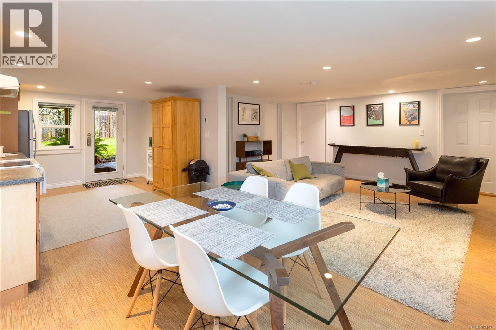  160 Joseph Street, Victoria