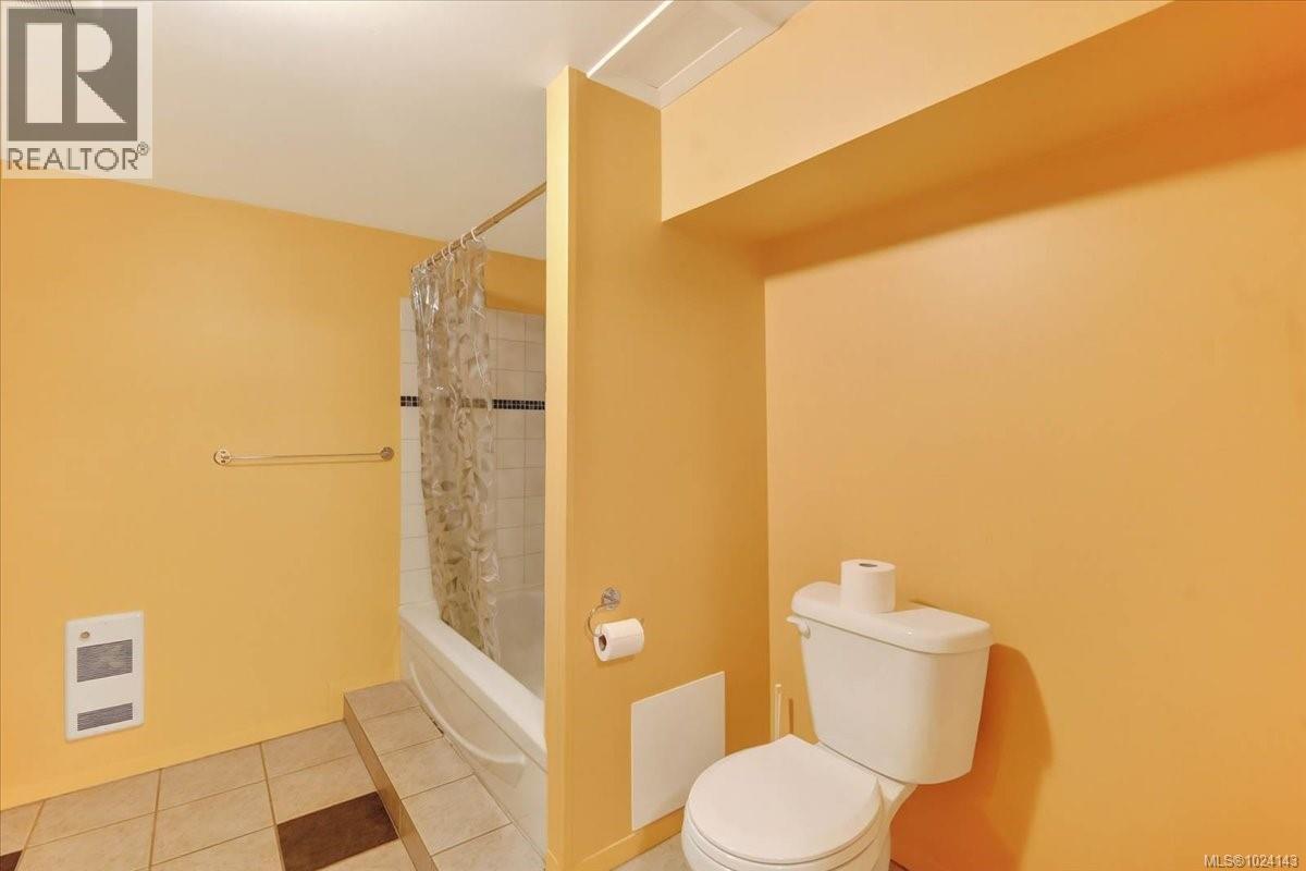 10258 Stirling Arm Cres, Port Alberni