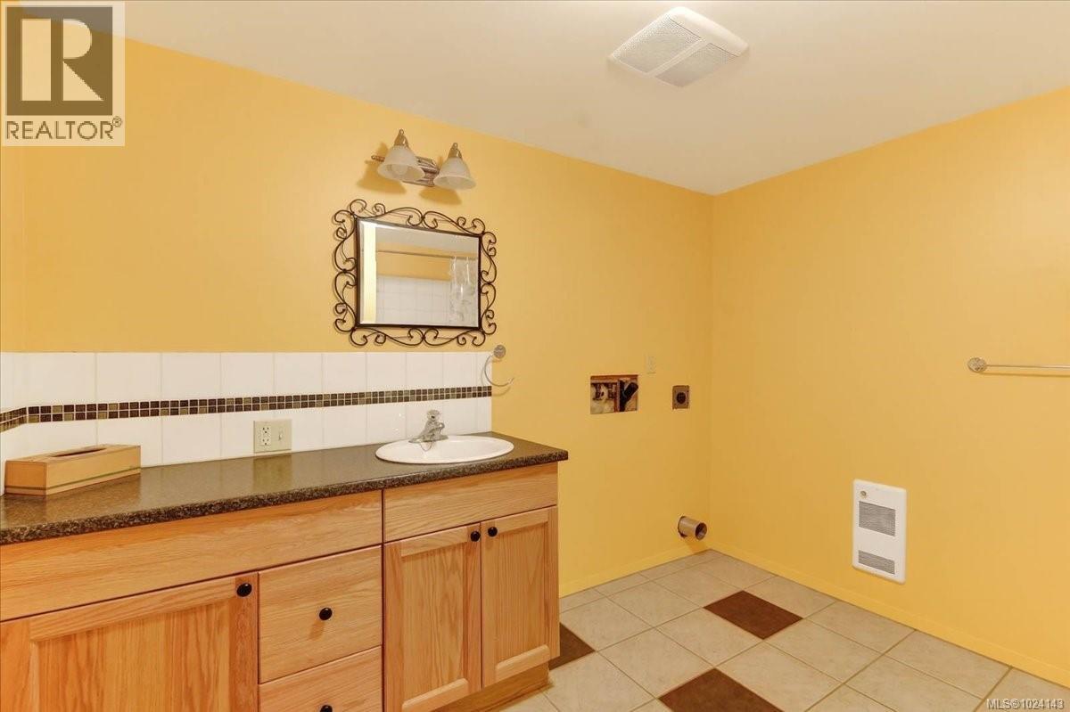 10258 Stirling Arm Cres, Port Alberni