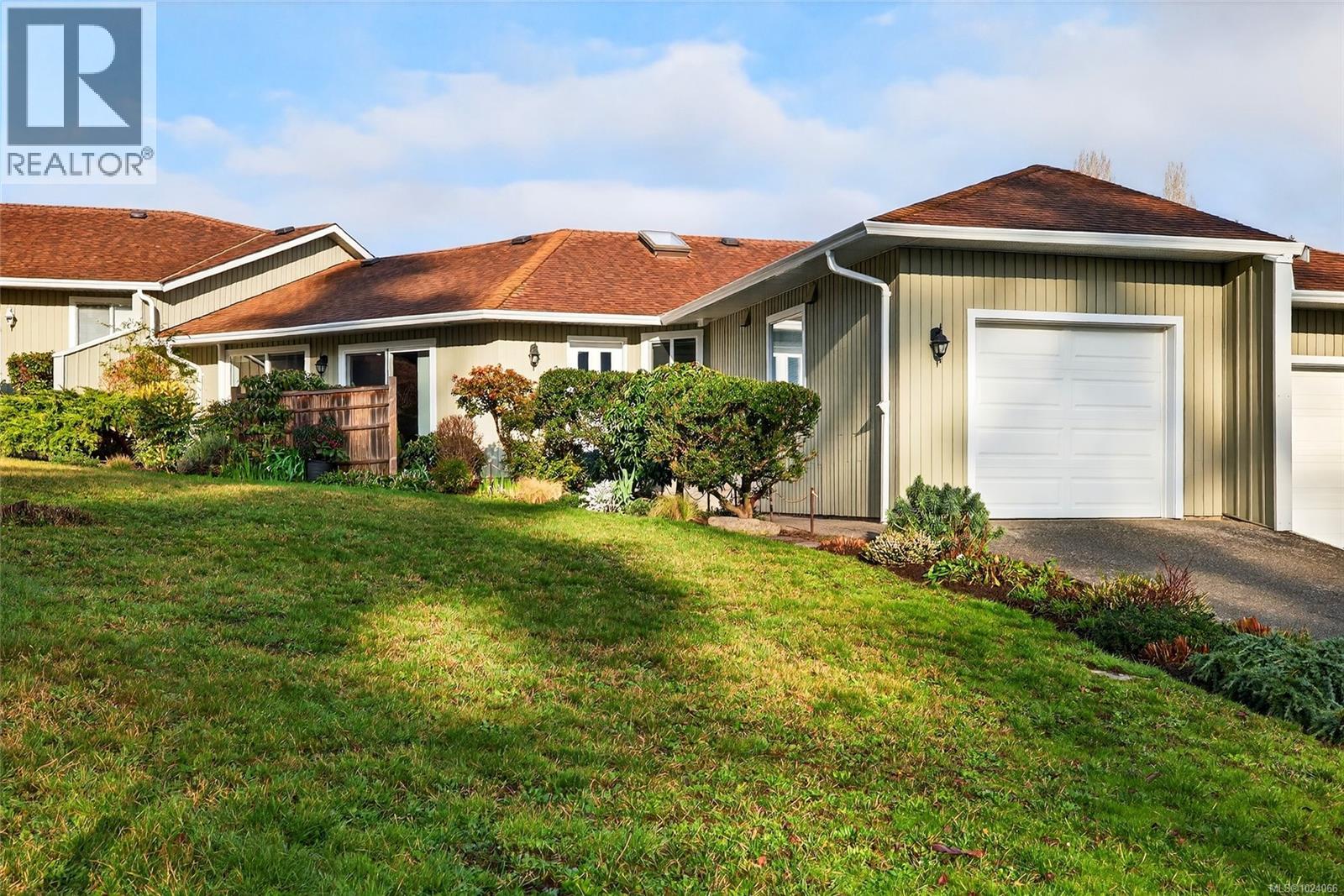 13 295 Lower Ganges Road, Salt Spring