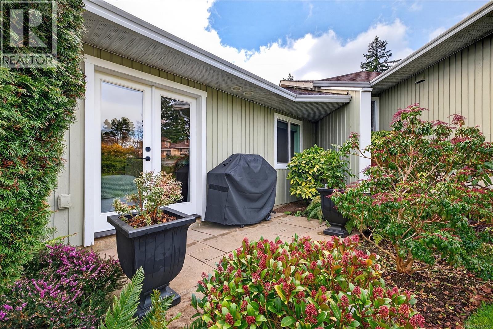 13 295 Lower Ganges Rd - Photo 4 of 43, Salt Spring, British Columbia