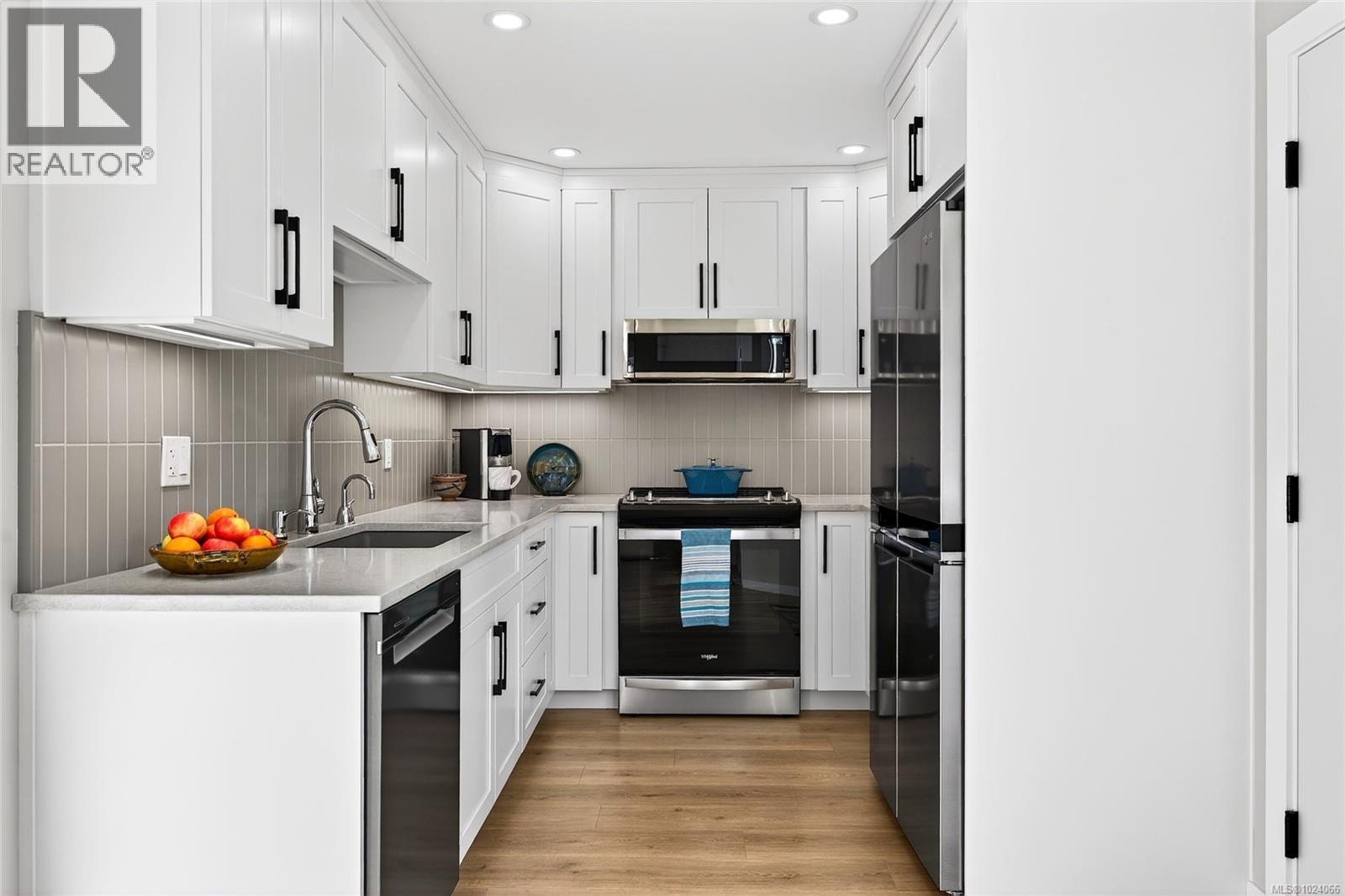 13 295 Lower Ganges Road, Salt Spring