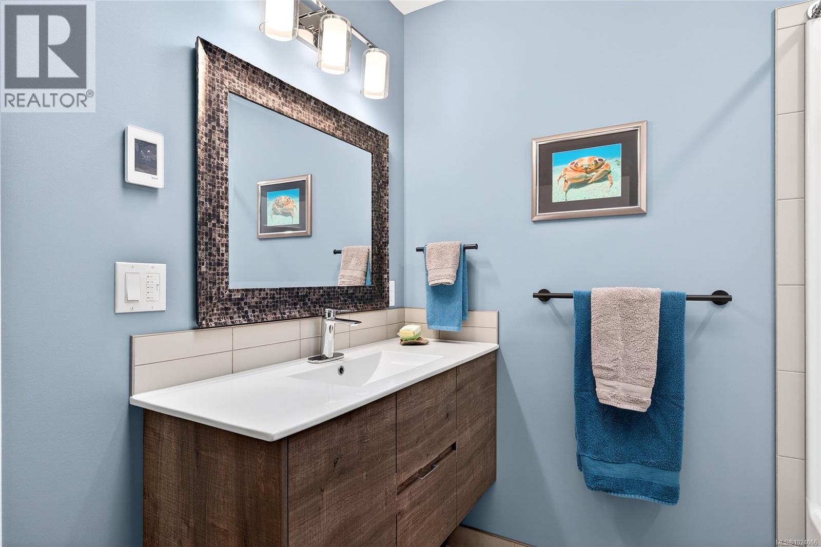 13 295 Lower Ganges Road, Salt Spring