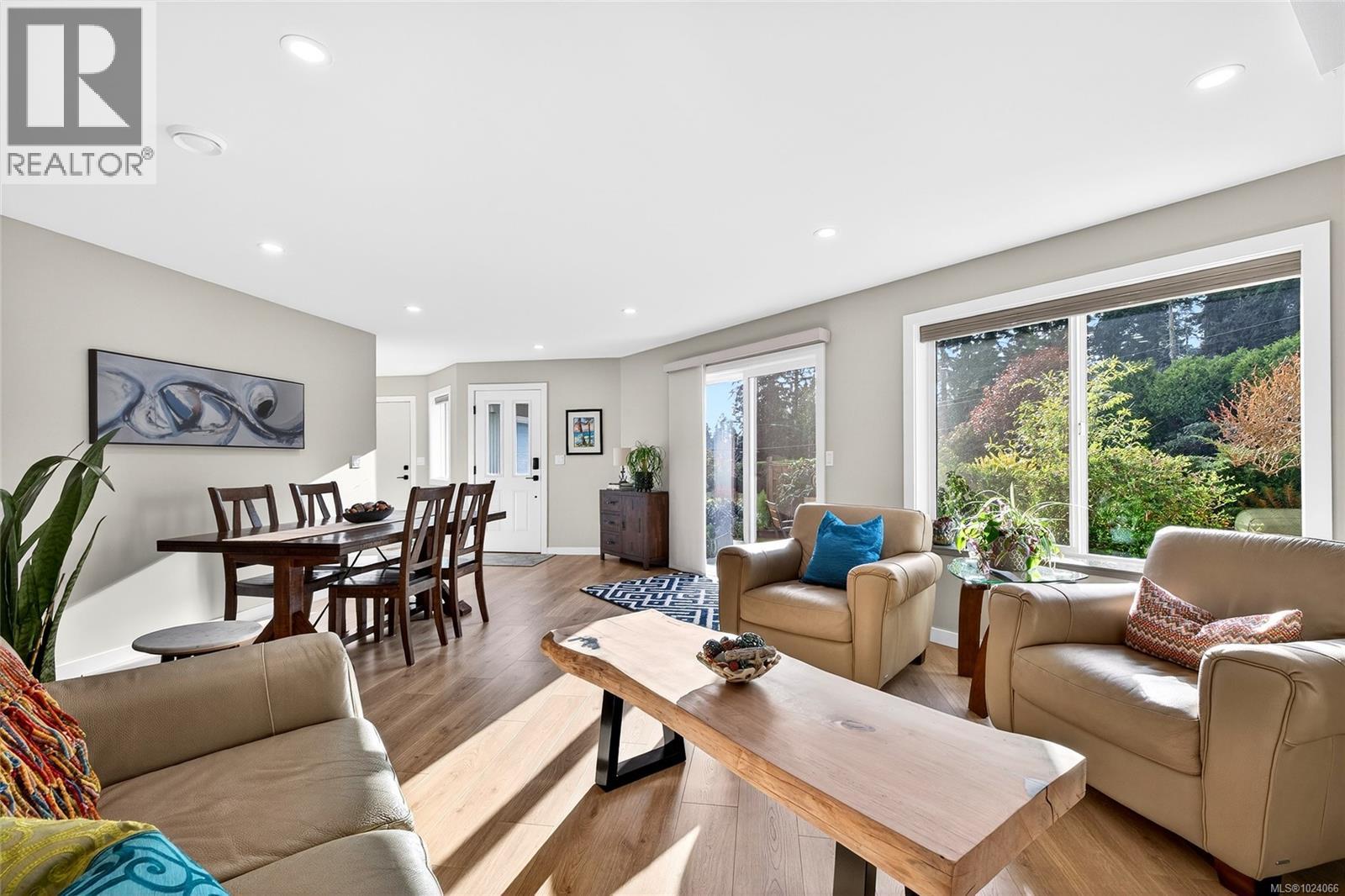 13 295 Lower Ganges Road, Salt Spring