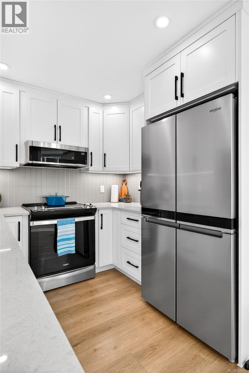 13 295 Lower Ganges Road, Salt Spring