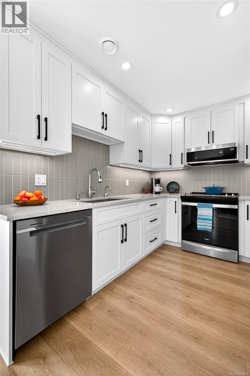 13 295 Lower Ganges Road, Salt Spring