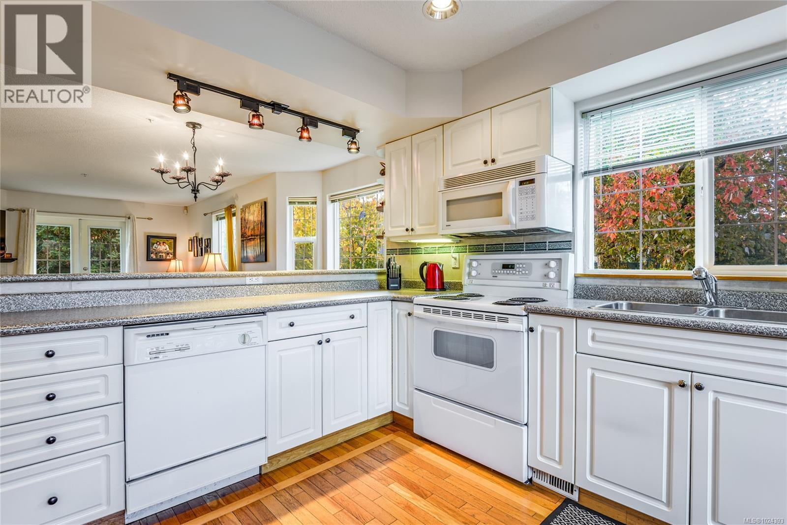 17 391 Erickson Rd, Campbell River